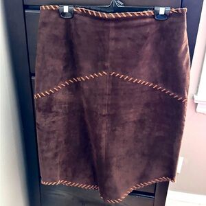 💥HOST PICK💥 Vintage Retro Tristan & Iseut Brown Suede Skirt, Stitch Detailing 💥